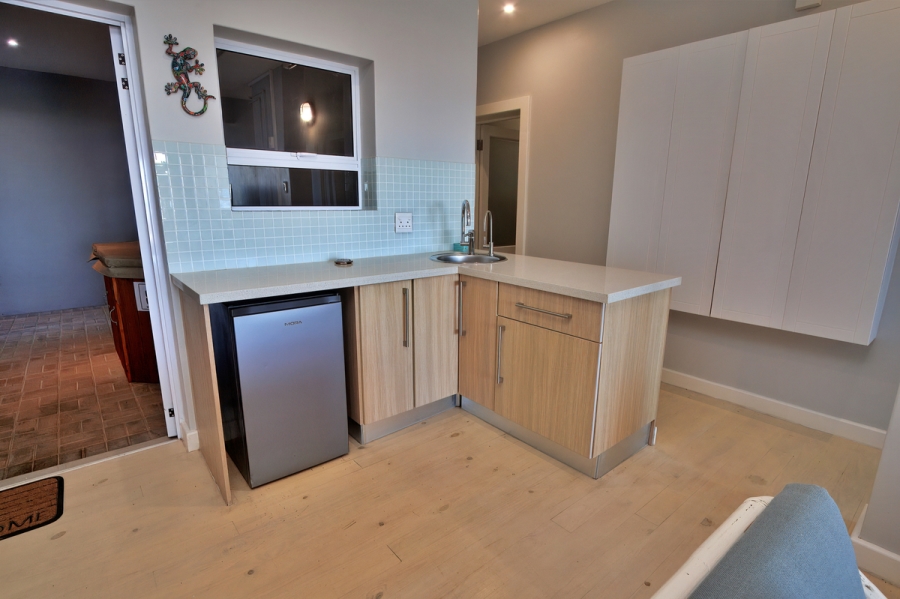 4 Bedroom Property for Sale in Stilbaai Oos Western Cape